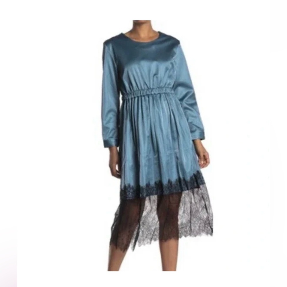 Elegant Blue Lace Trim Dress